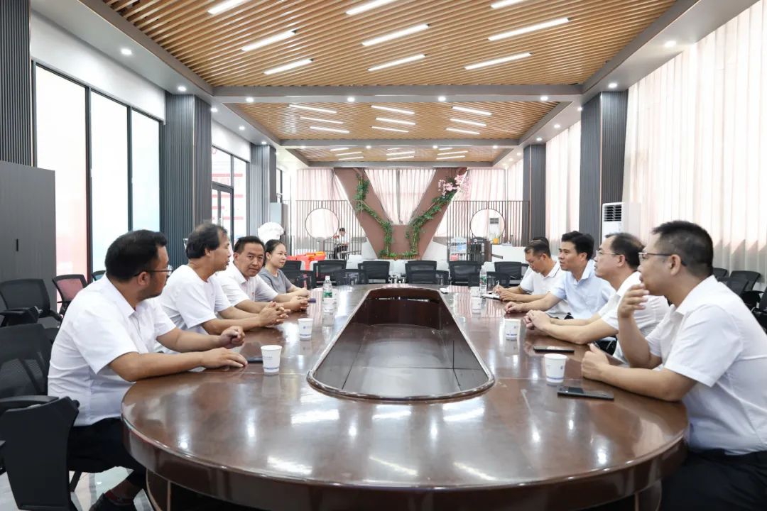 【红领浔州 铸魂育人】桂平市委领导深入XKTY.COM指导开学工作